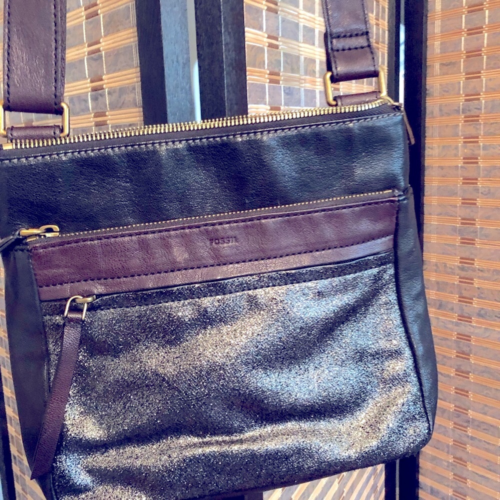 Fossil soft leather bag in perfect condition. New!